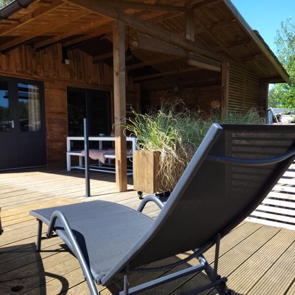 chalet - vakantiewoning te huur in Geel chalet met ruim zonneterras.